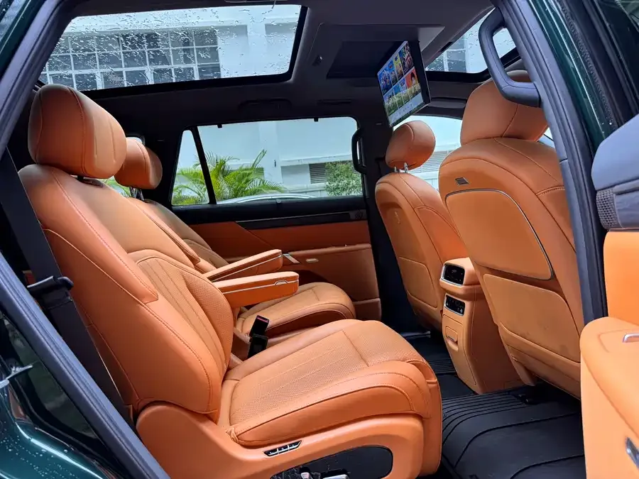 Dongfeng e008 e008 2026 Six-Seat Extended Range Family Edition 2025 — миниатюра 4