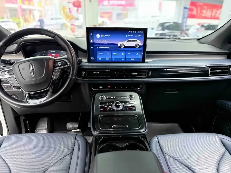 Lincoln Navigator Navigator 2021 2.0T 4WD Elegant Edition 2022 — миниатюра 3