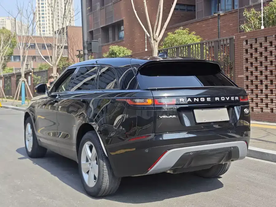 Land Rover Range Rover Velar Range Rover Velar 2022 250PS 2022 — миниатюра 3