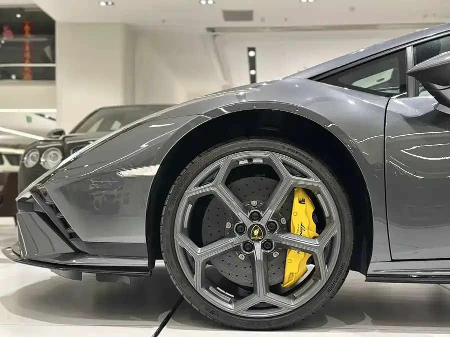 Lamborghini Huracn Huracn 2023 Huracn Tecnica 2024 — миниатюра 2