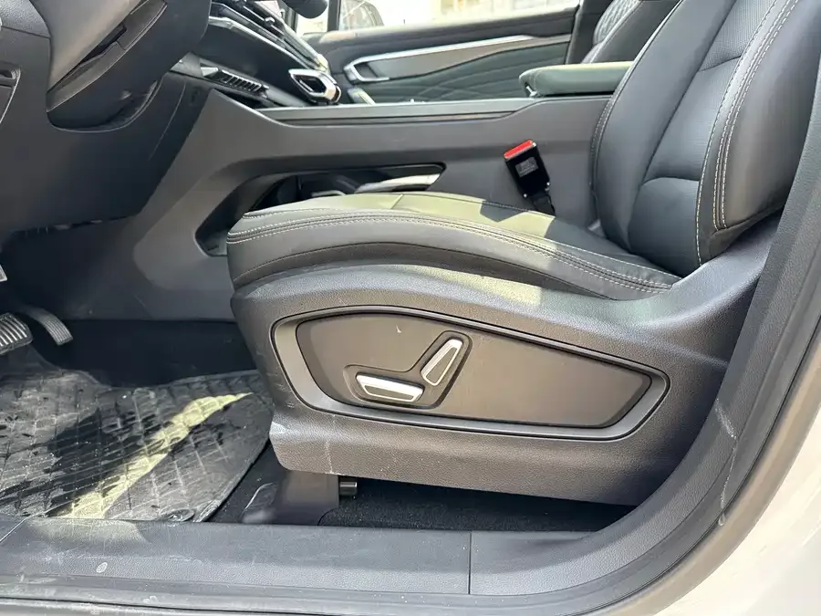 Geely Haoyue L Haoyue L 2024 2.0T DCT Premium Edition 2025 — миниатюра 4