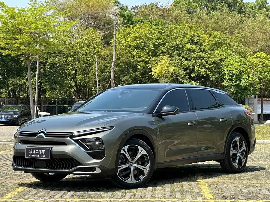 Citroen Versailles C5 X 2022