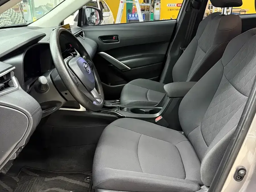 Toyota Corolla Corolla Sharp 2023 2.0L Elite Edition 2024 — миниатюра 4