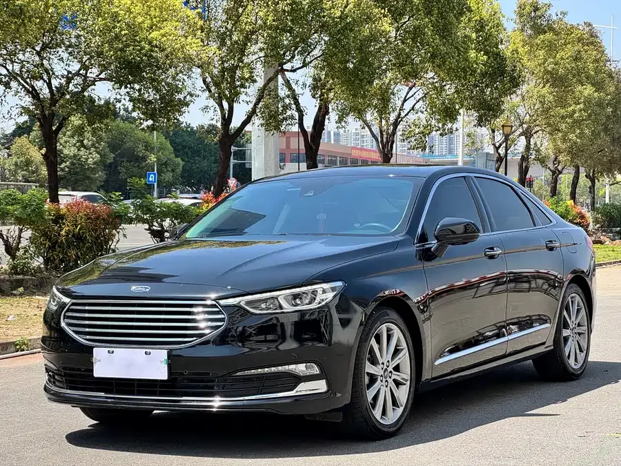 Ford Taurus Taurus 2019 EcoBoost 245 Exclusive Edition 2022 — фото 1, купить с доставкой в Москву