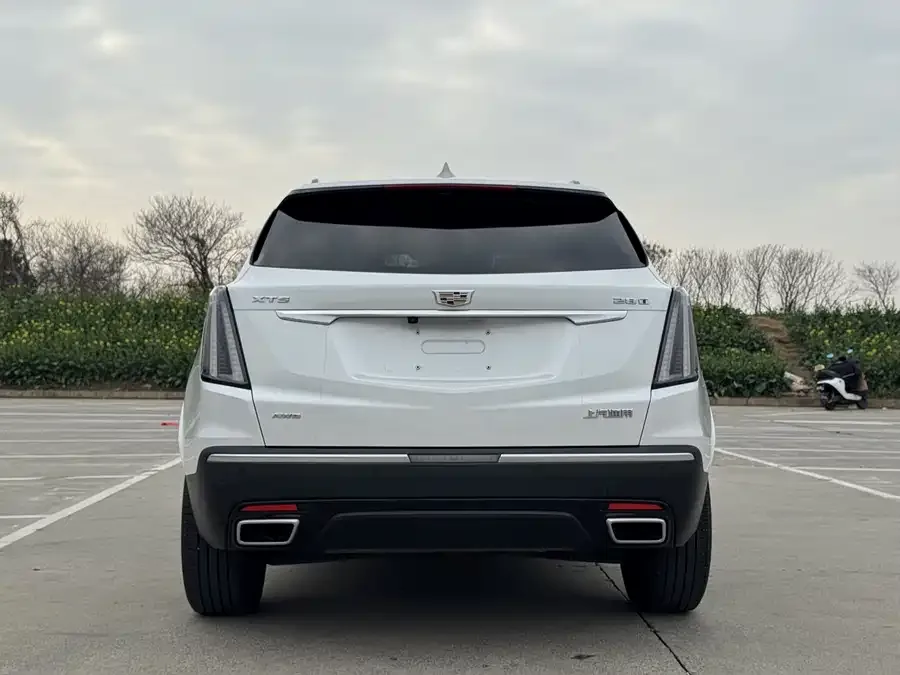 Cadillac XT5 2022 2.0T 4WD Luxury Edition (Hummingbird Edition) 2023 — миниатюра 5