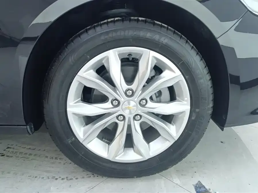 Chevrolet Malibu Xl Malibu XL 2023 1.5T sharp version 2026 — миниатюра 2