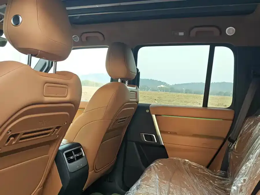 iCAR V27 iCAR V27 2026 200KM 4WD Falcon 500 2026 — миниатюра 3