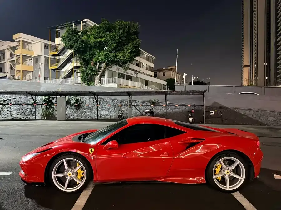 Ferrari F8 Ferrari F8 2019 Tributo 3.9T V8 2022 — миниатюра 2