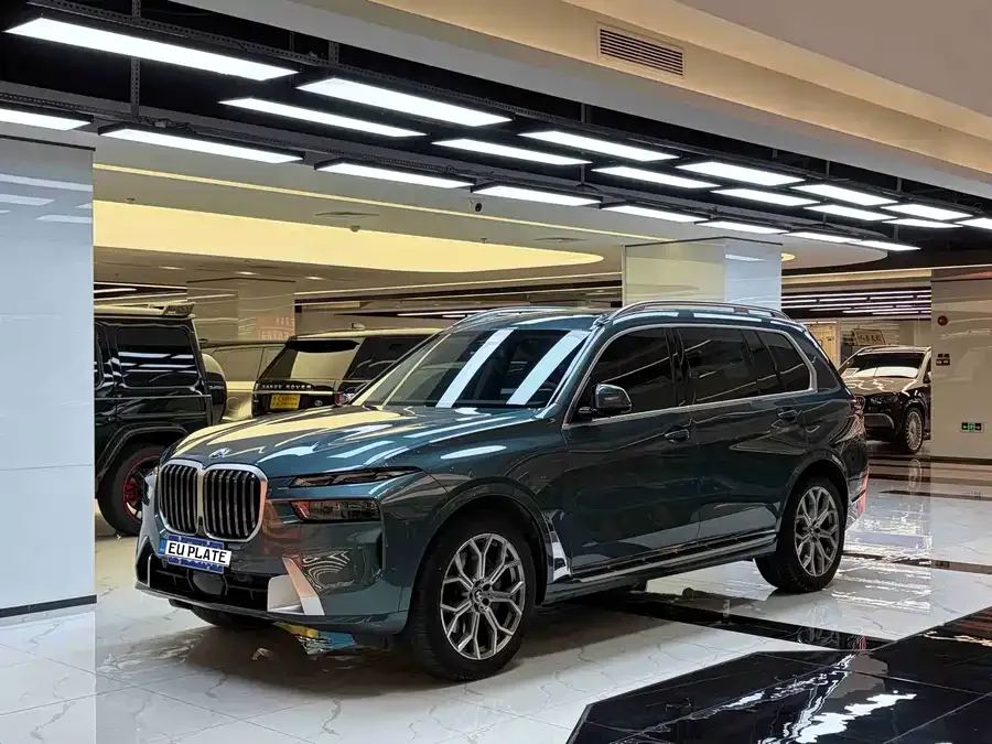 BMW X7 2022