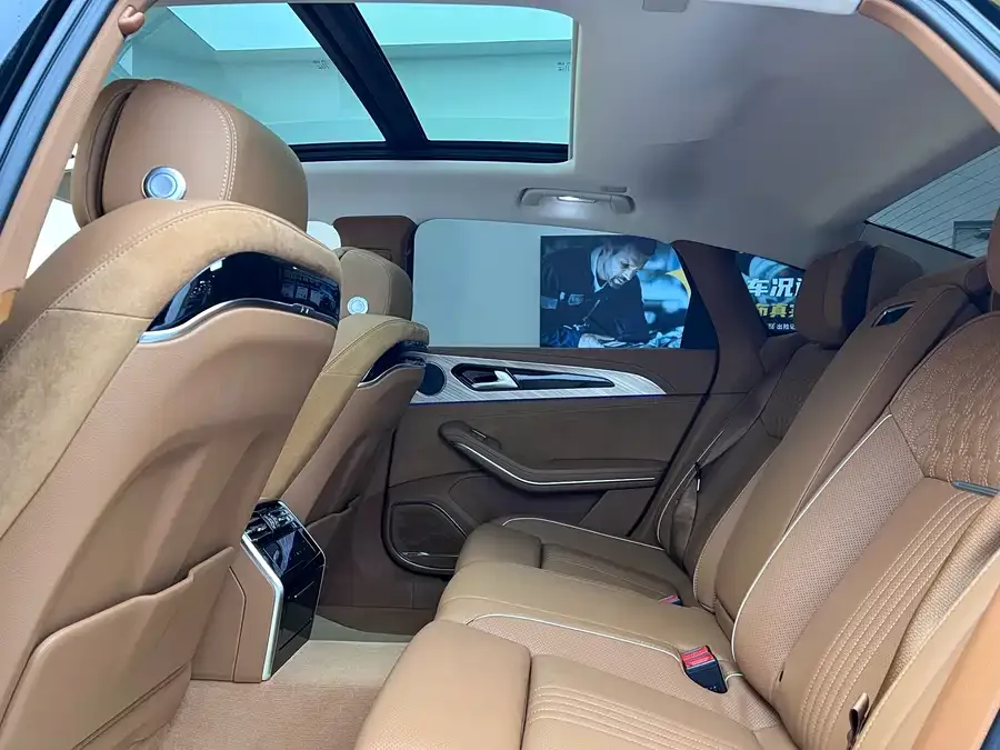 Hongqi H9 Hongqi H9 2020 3.0T Zhilian Qichang Edition 2022 — миниатюра 3