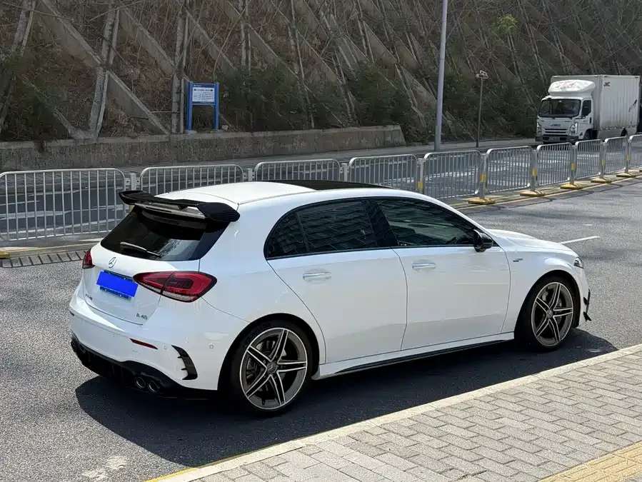 Mercedes-Benz A-Class AMG Mercedes-Benz A-Class AMG (Imported) 2023 AMG A 45 4MATIC+ 2023 — миниатюра 4