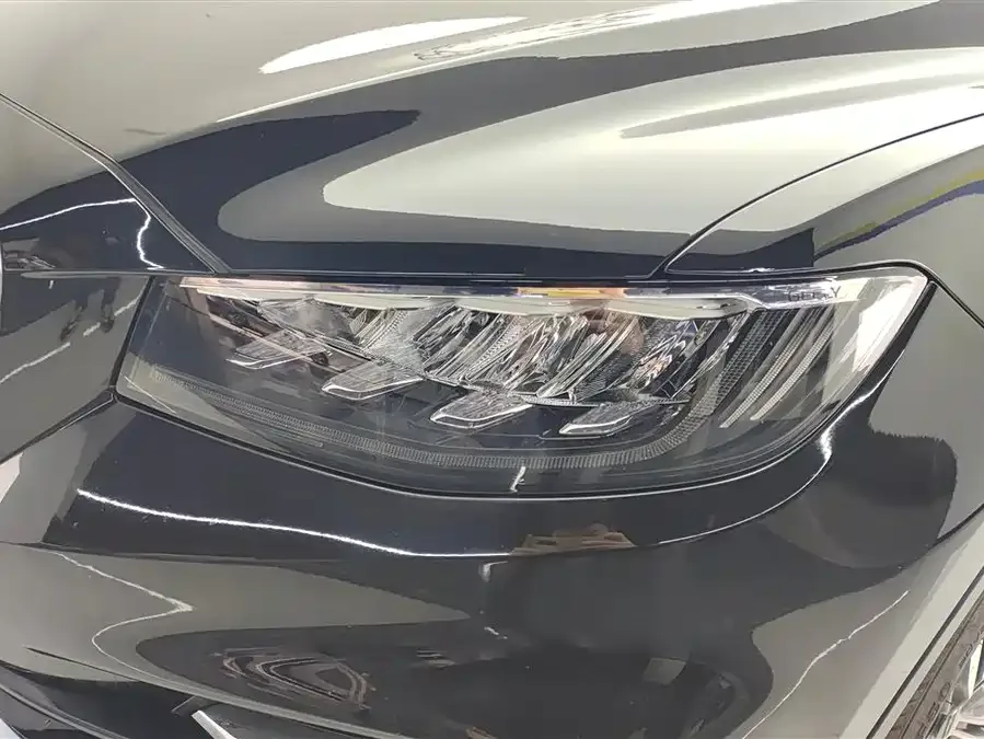 Geely Atlas Boyue 2022 1.8TD DCT Smart Elegant Edition 2023 — миниатюра 2