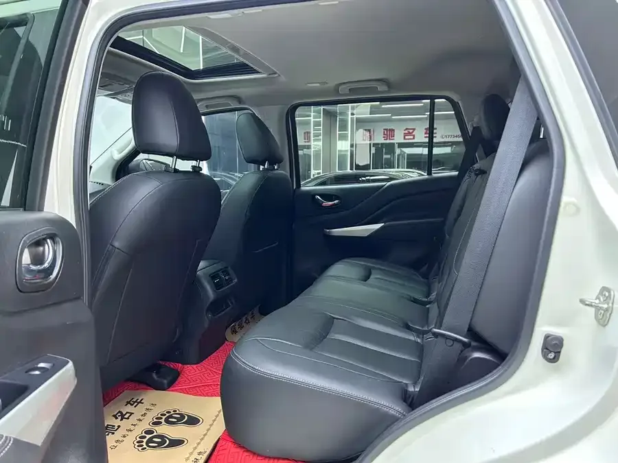 Nissan Terra 2020 Terra 2.5L XL Upper 4WD Automatic 4WD Luxury Edition 2023 — миниатюра 5