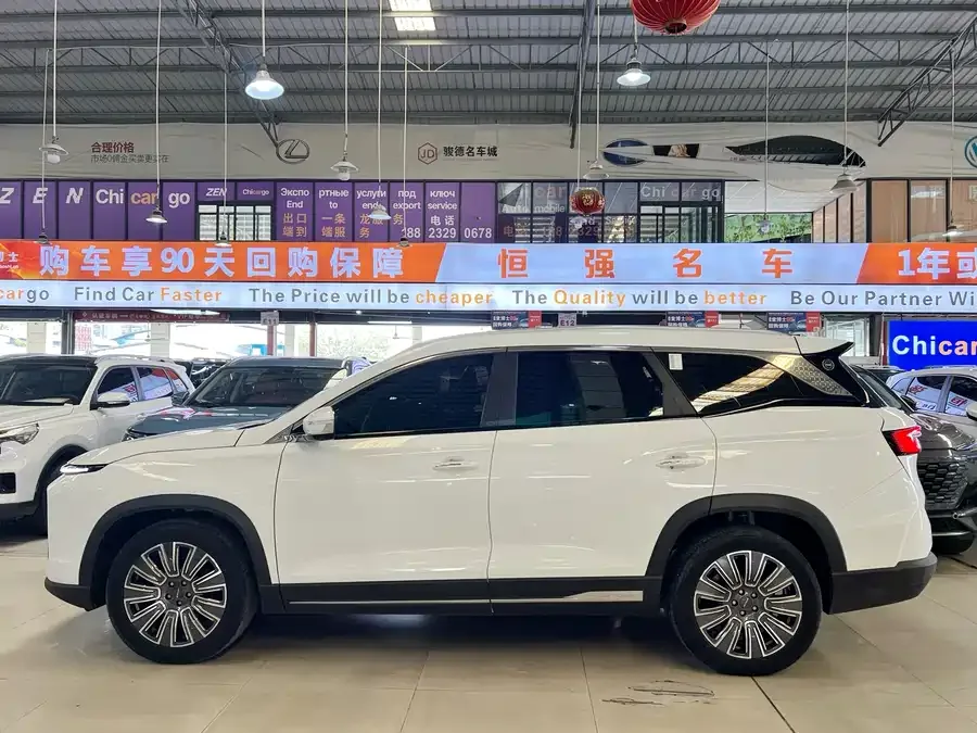 Jetour X90 PRO JETOUR X90 PRO 2024 1.6T DCT Luxury Edition 7 Seaters 2024 — миниатюра 3