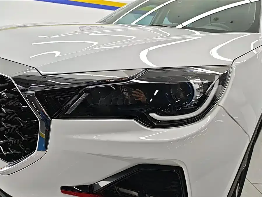 Jetour X70 JETOUR X70 2023 1.5T DCT Beyond PRO Edition 7 Seaters 2023 — миниатюра 2