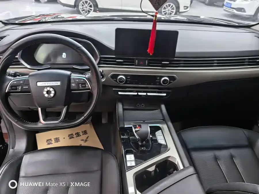 Jetour X70 JETOUR X70 2024 1.5T DCT Honor PRO 7 Seaters 2024 — миниатюра 5