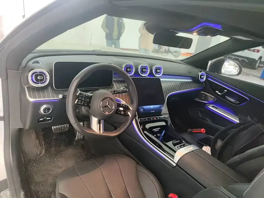 Mercedes-Benz CLE Mercedes-Benz CLE 2025 CLE 300 4MATIC Convertible Coupe 2025 — миниатюра 2