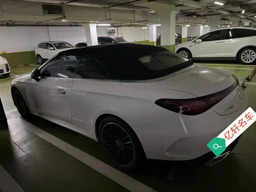 Mercedes-Benz CLE Mercedes-Benz CLE 2025 CLE 300 4MATIC Convertible Coupe 2025 — миниатюра 3