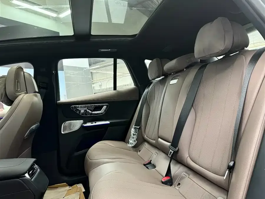 Mercedes-Benz EQE SUV Mercedes-Benz EQE SUV 2024 500 4MATIC Luxury Edition 2025 — миниатюра 3