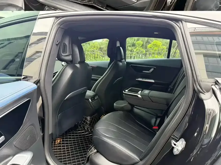 Mercedes-Benz EQE Mercedes-Benz EQE 2022 350 Advanced Special Edition 2023 — миниатюра 4