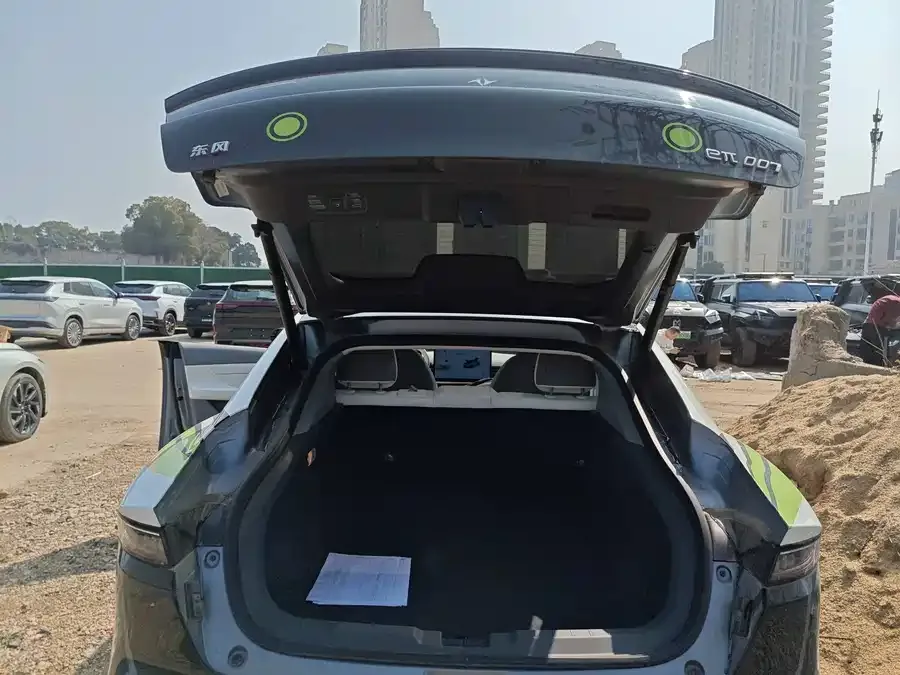 Dongfeng e007 e007 2024 pure electric 540 four-wheel drive Max version 2024 — миниатюра 3