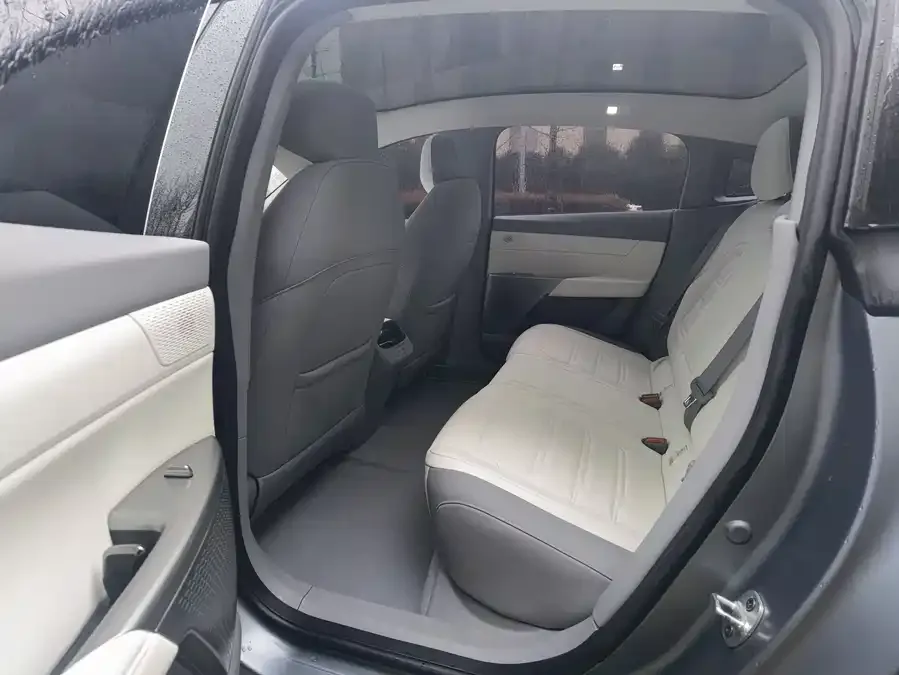 Dongfeng e007 e007 2024 pure electric 540 four-wheel drive Max version 2024 — миниатюра 2