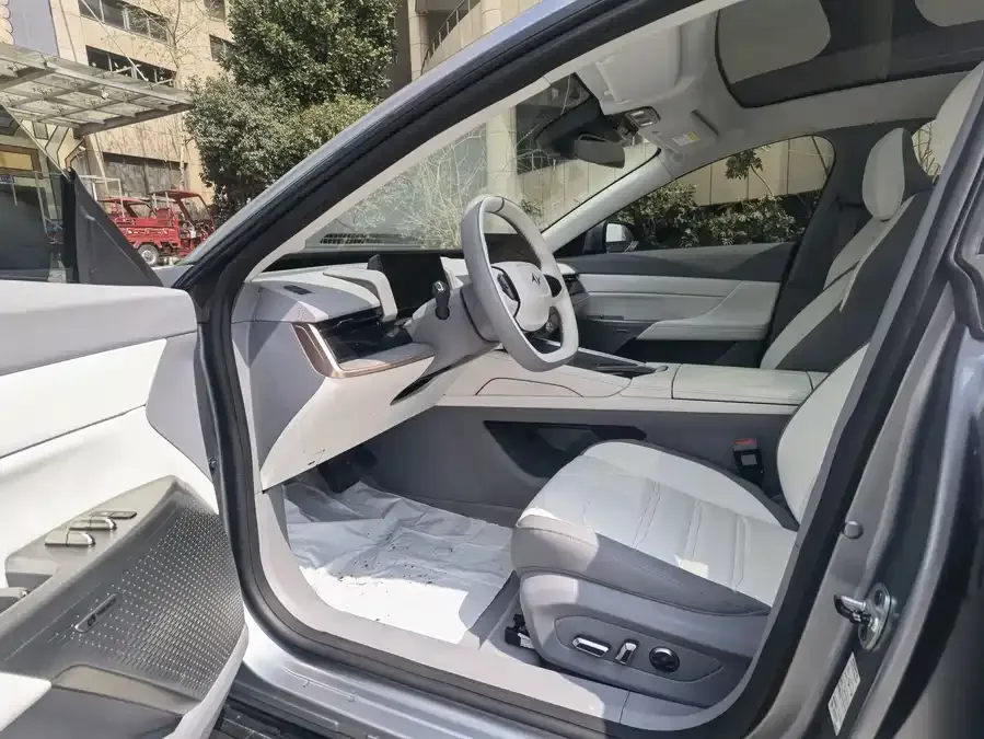 Dongfeng e007 e007 2024 pure electric 540 four-wheel drive Max version 2024 — миниатюра 4