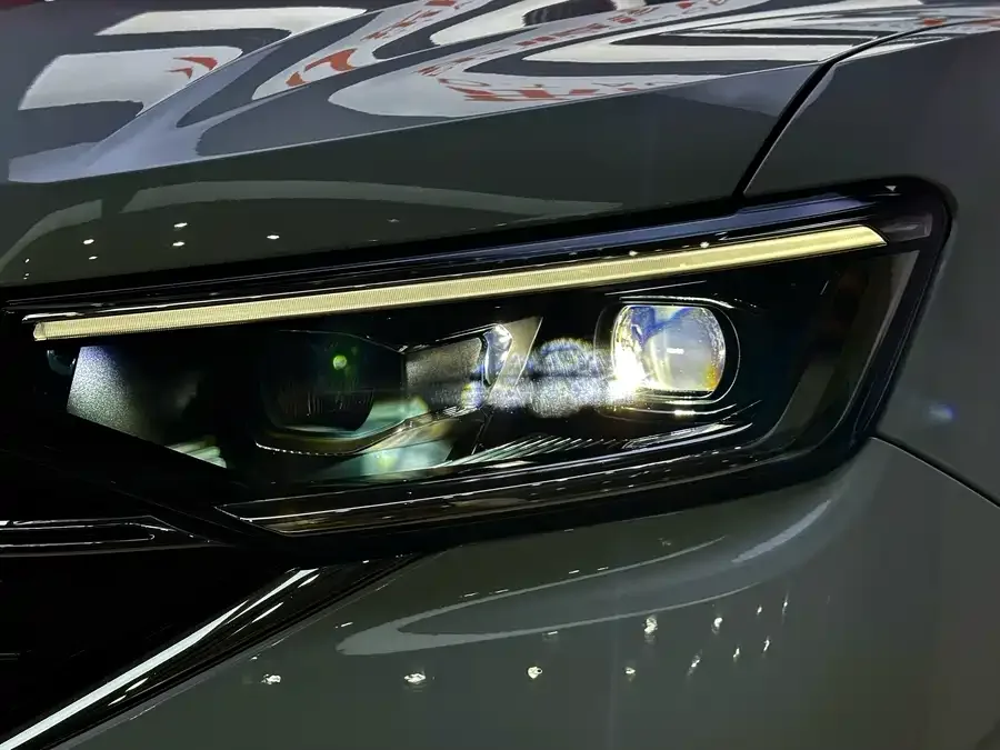 Volkswagen Tayron X Tanyue X 2024 330TSI 2WD Premium High-Energy Edition 2024 — миниатюра 2