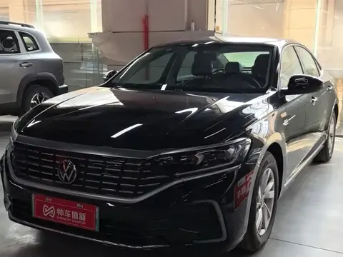 Volkswagen Passat New Energy 2026 купить в Москве
