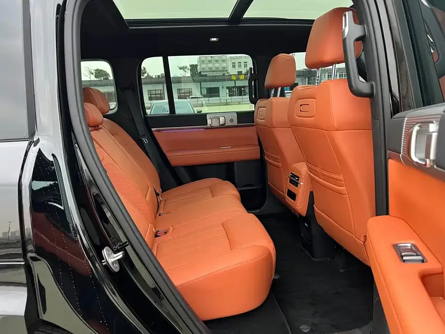 BYD Leopard Titanium 7 Titanium 7 2025 200KM 2WD Max Edition 2026 — миниатюра 5