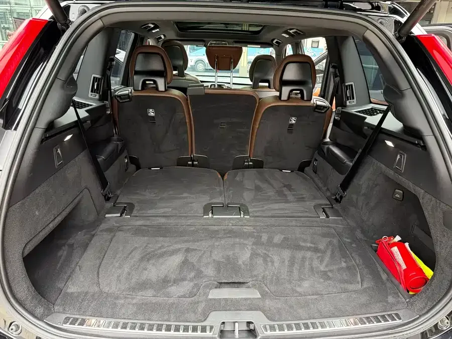 Volvo XC90 2022 B6 Zhiyi Luxury Edition 7-seater 2022 — миниатюра 4