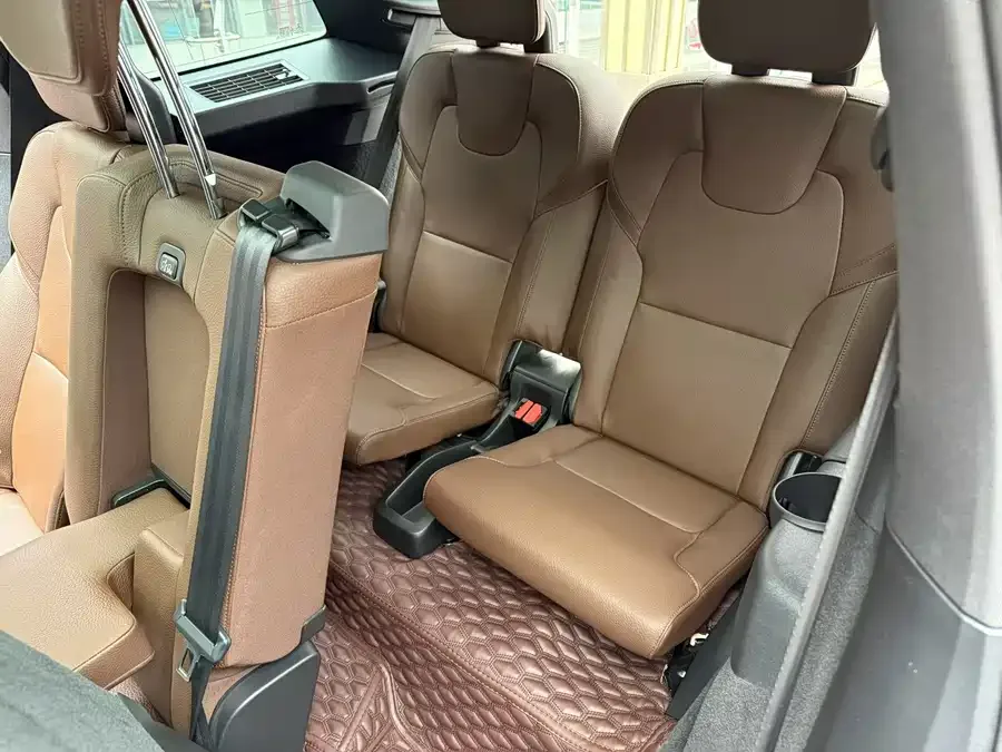 Volvo XC90 2022 B6 Zhiyi Luxury Edition 7-seater 2022 — миниатюра 5