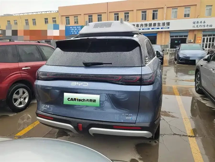 BYD Sea Lion 07 DM-i Sea Lion 07 DM-i 2025 150 Pilot+ Edition 2025 — миниатюра 3
