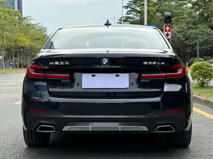 BMW 5 Series New Energy 2022 Model 2 535Le M Sports Package 2023 — миниатюра 5