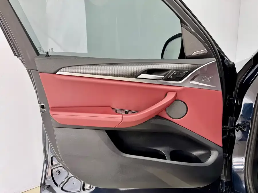 BMW X3 2022 Model 2 xDrive30i Exclusive M Night Edition 2022 — миниатюра 3