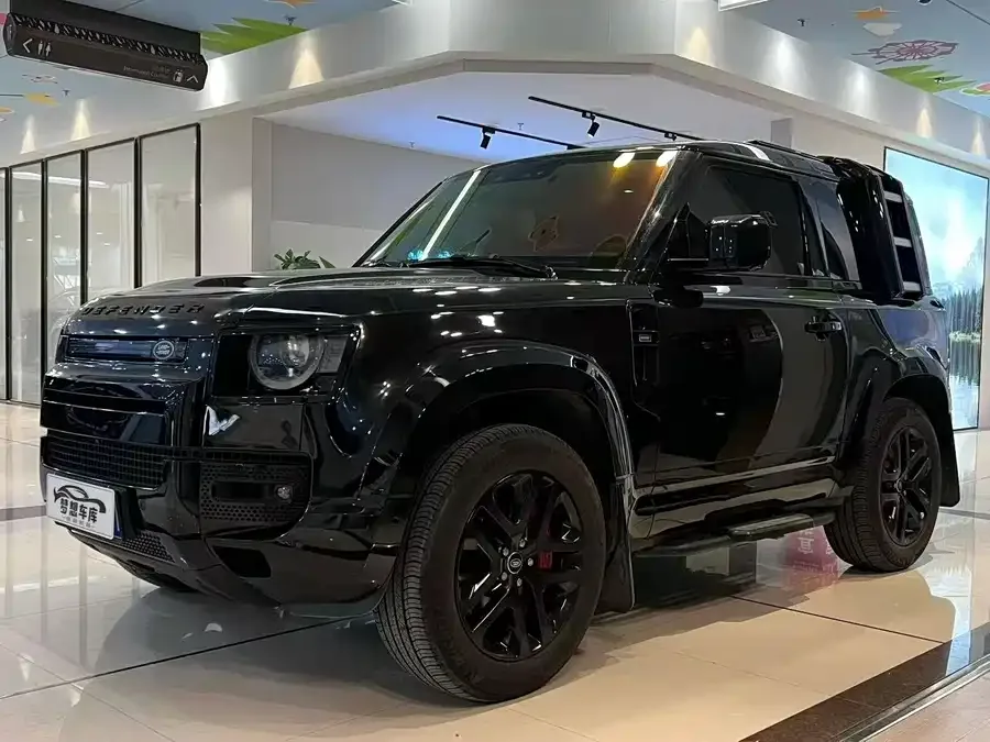 Land Rover guard 2023