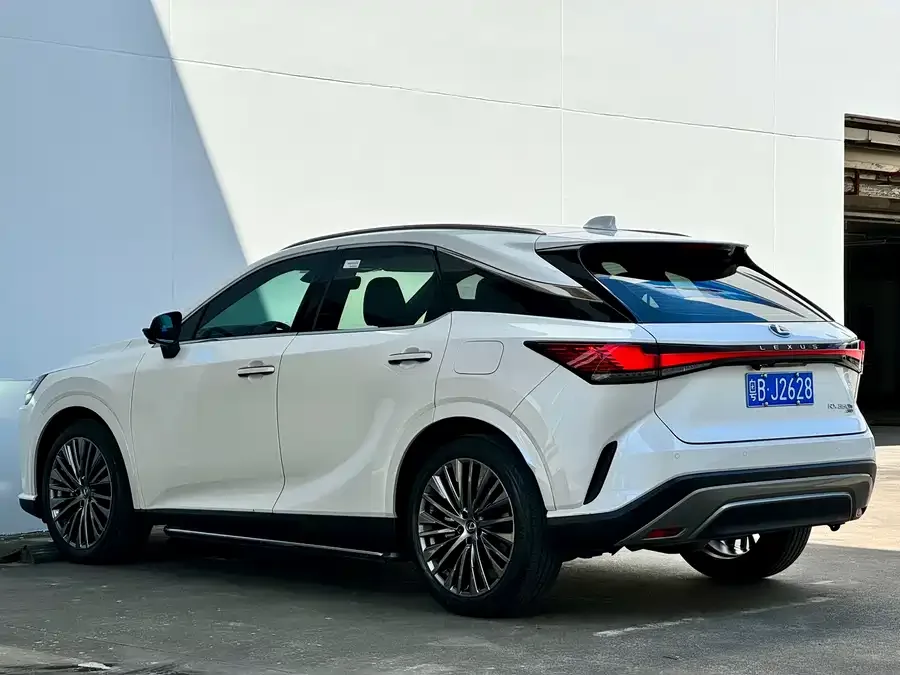 Lexus RX 2023 350h 4WD Pure Edition 2024 — миниатюра 5