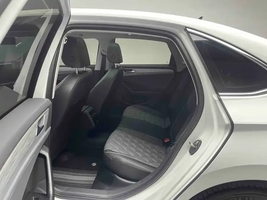 Volkswagen Sagitar Sagitar 2025 Model 2 300TSI DSG Beyond Edition 2025 — миниатюра 3