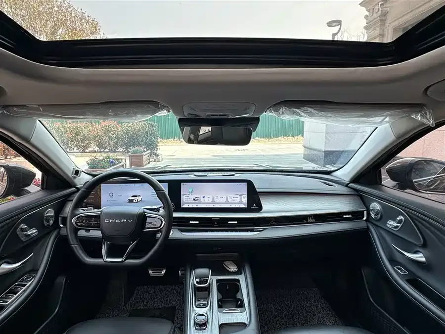 Chery Arrizo 8 Arrizo 8 2023 High Energy Edition 2.0T DCT 2023 — миниатюра 2