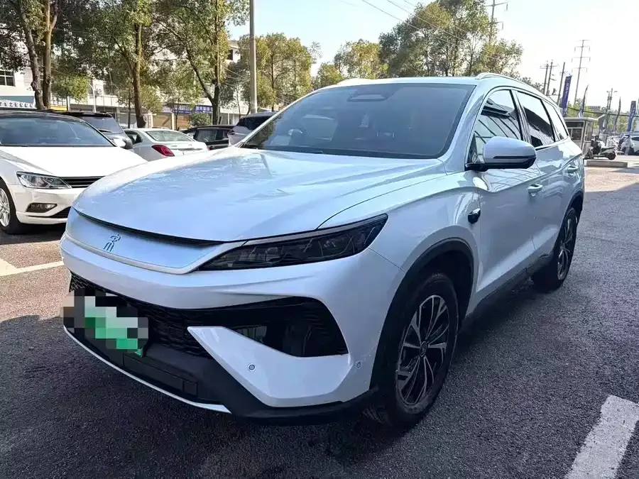 BYD Song Pro New Energy Song Pro New Energy 2026 DM-i 133KM Progressive Edition 2025 — фото 1, купить с доставкой в Москву