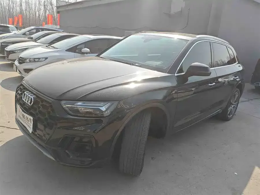 Audi Q5L 2022 45T luxury and dynamic model 2022 — фото 1, купить с доставкой в Москву