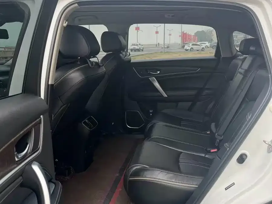 Honda Avancier 2020 Crown Road 370TURBO 4WD Premium Edition 2023 — миниатюра 5