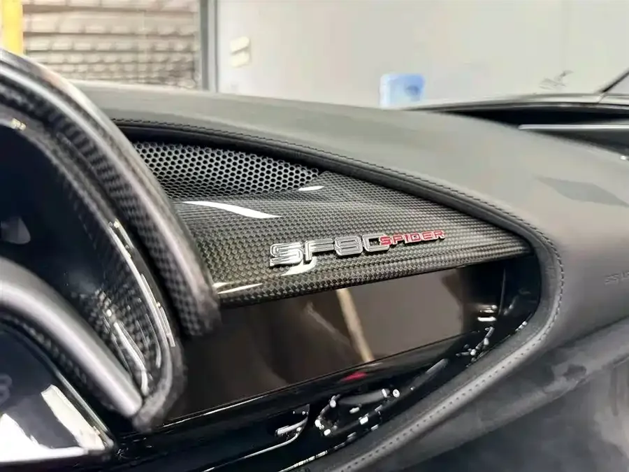 Ferrari SF90 Spider SF90 2021 3.9T V8 Spider 2023 — миниатюра 3