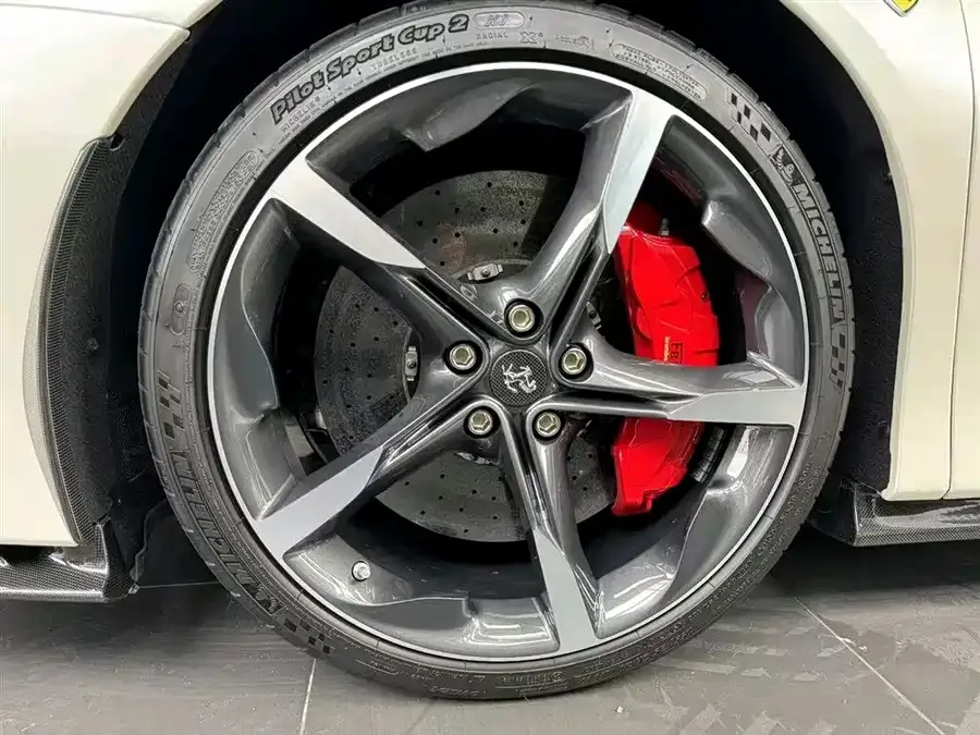 Ferrari SF90 Spider SF90 2021 3.9T V8 Spider 2023 — миниатюра 5