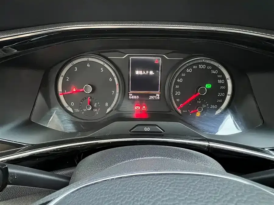 Volkswagen Tayron Tanyue 2022 280TSI 2WD Luxury Smart Edition 2022 — миниатюра 3