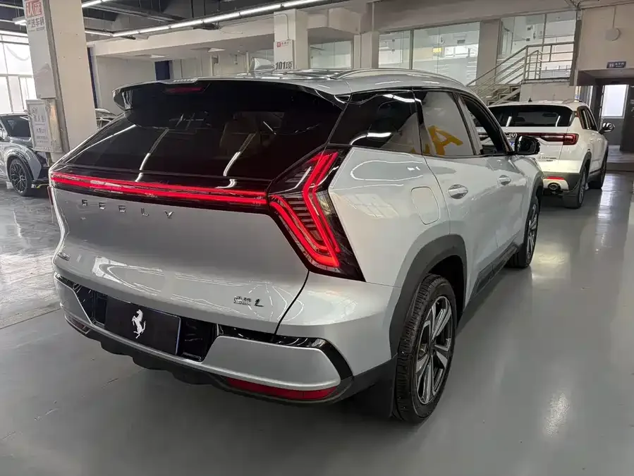 Geely Atlas L Boyue L 2025 fourth generation 1.5TD DCT sails 2025 — миниатюра 5