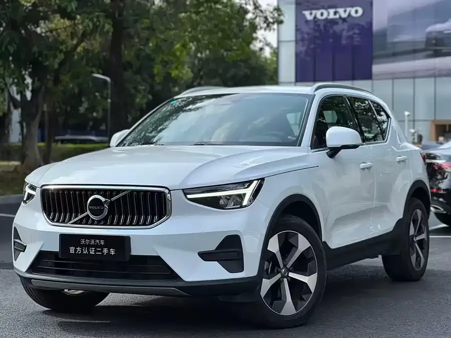 Volvo XC40 2024