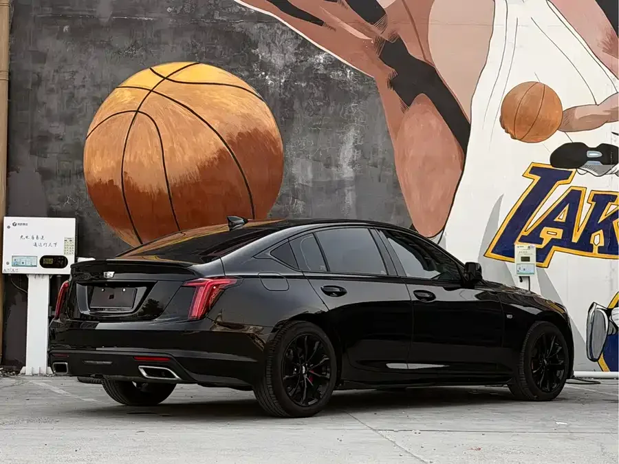 Cadillac CT5 2022 28T Premium Edition 2022 — миниатюра 4