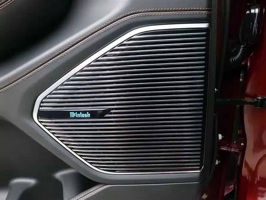 Jeep Grand Cherokee 4xe Grand Cherokee 4xe (Imported) 2023 4xe Peak Edition 2023 — миниатюра 4