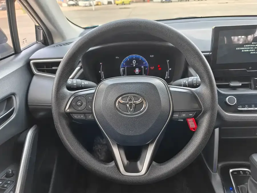 Toyota Frontlander Fenglanda 2022 2.0L CVT Elite Edition 2023 — миниатюра 5